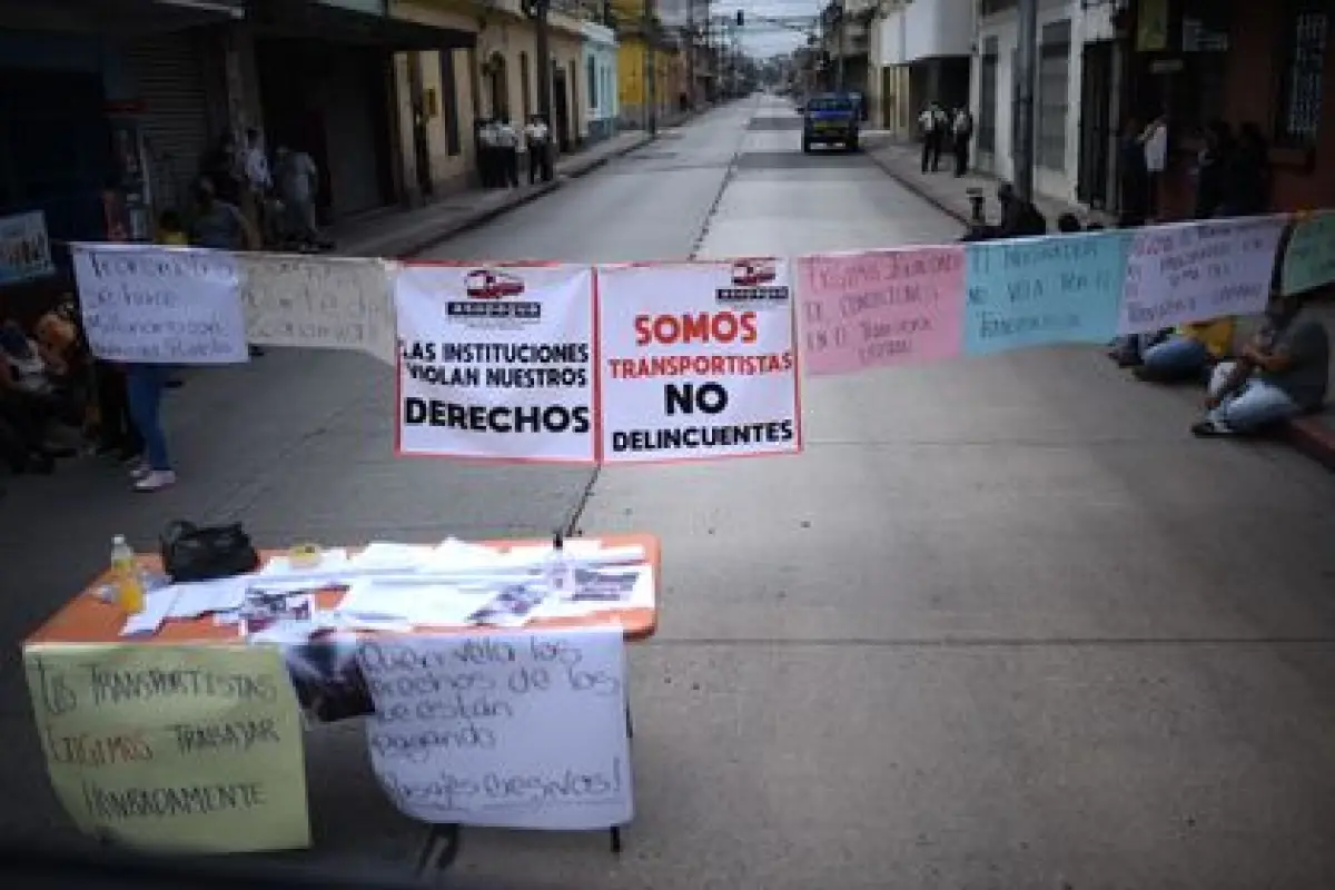 Los pilotos piden igualdad para trabajar como el Transurbano y Transmetro. Edwin Bercián