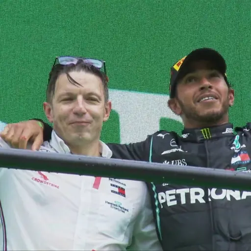 lewis-hamilton-bate-record-de-schumacher-y-gana-gran-premio-portugal-emisoras-unidas- ,