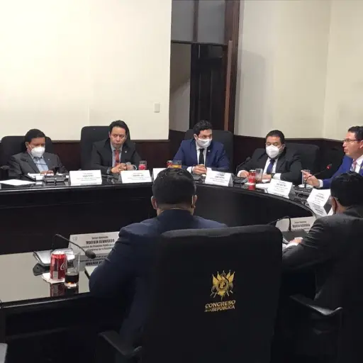 Propuesta de presupuesto recibe dictamen favorable en el Congreso.