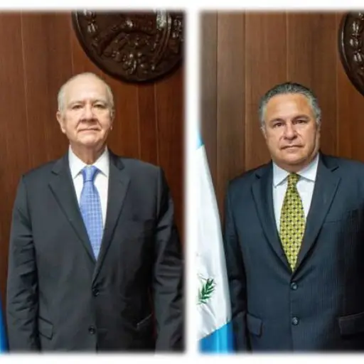 Magistrados de la CC, Roberto Molina Barreto y Jorge Rosales. Fotos: CC