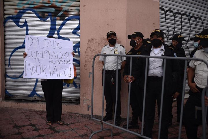 manifestacion-congreso-presupuesto-2021-emisoras-unidas17 | 