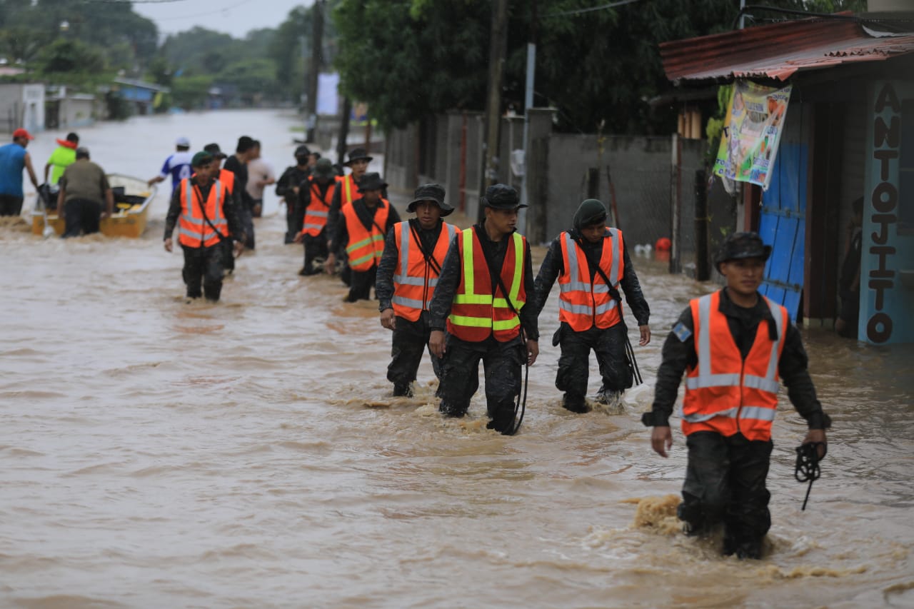 inundaciones-izabal-ayuda-humanitaria-emisorasunidas-3 | 