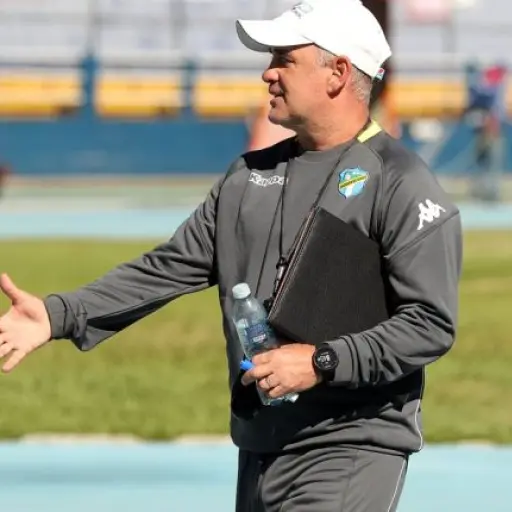 Willy-Olivera-Nuevo-Entrenador-Guastatoya ,