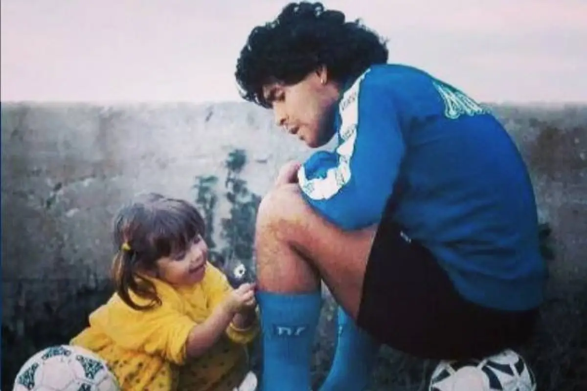 El-Mensaje-De-La-Hija-Maradona-A-Su-Papá, 