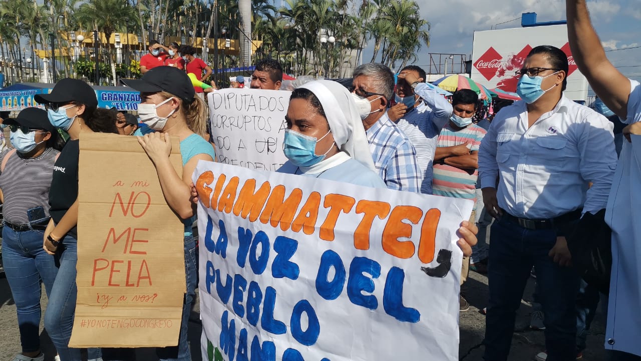 escuintla-manifestacion-presupuesto-2021-emisoras-unidas1 | 