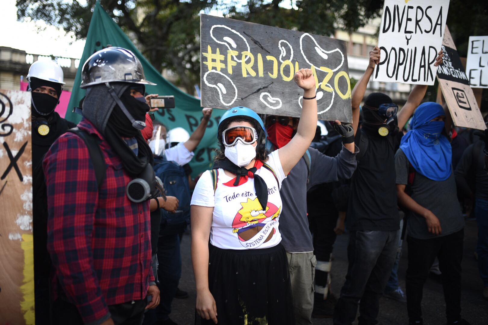 manifestacion-plaza-constitucion-guatemala-28-noviembre-emisoras-unidas1 | 