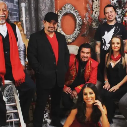 Alux Nahual y Fabiola Roudha