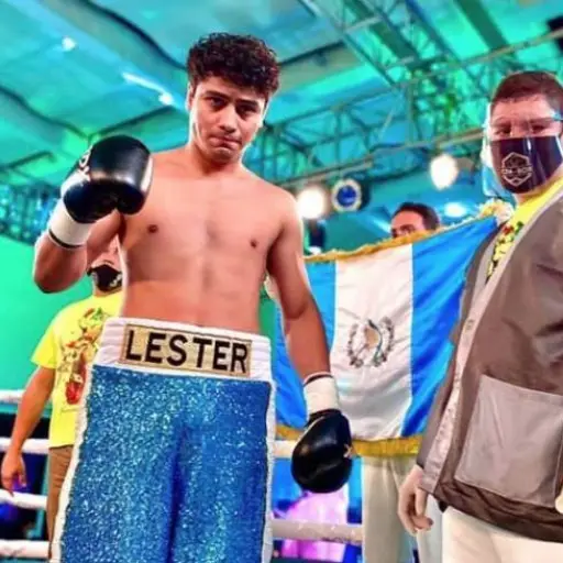 Lester-Martínez-Peleará-Título-Latinoamericano-CMB ,