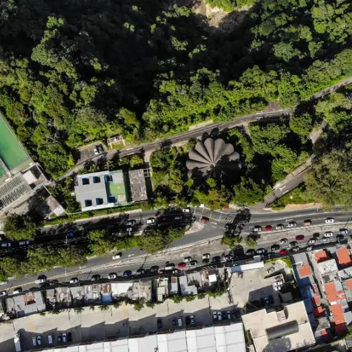 Paso desnivel 20 calle zona 10 ,