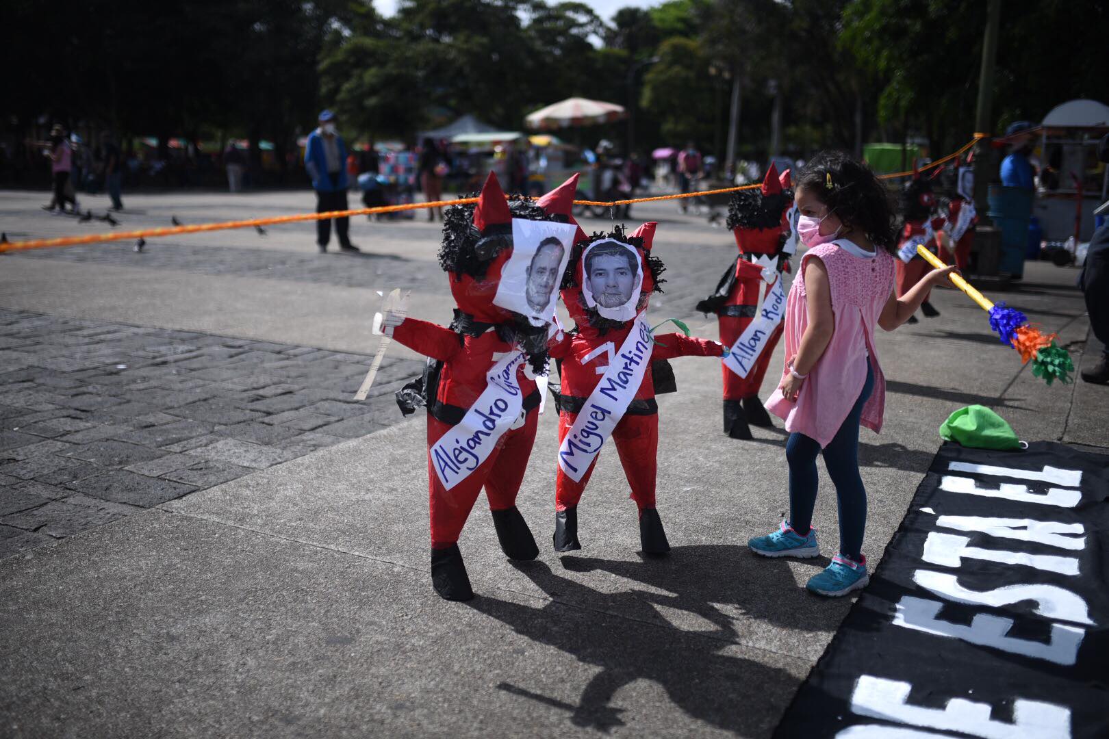 manifestacion-plaza-5-diciembre-emisoras-unidas14 | 