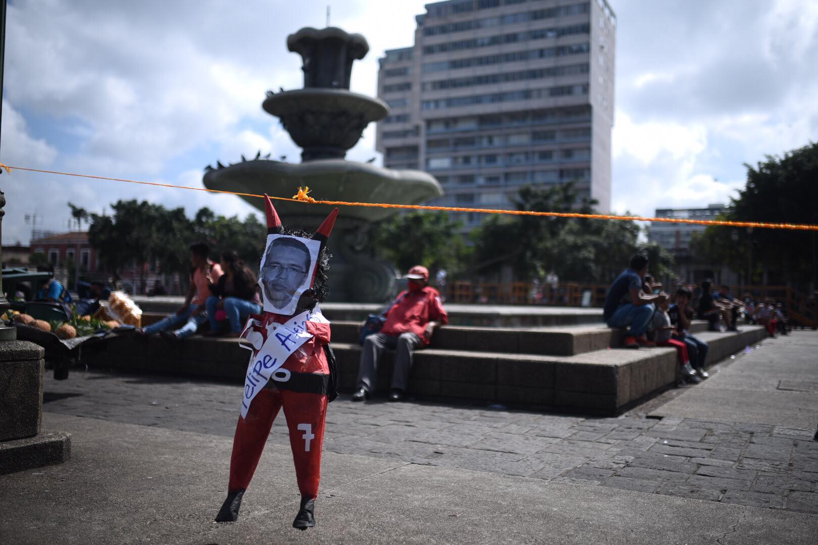 manifestacion-plaza-5-diciembre-emisoras-unidas11 | 