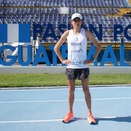 luis-carlos-rivero-busca-romper-record-centroamericano-de-maraton-emisoras-unidas-3 ,