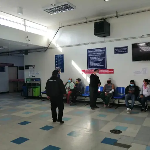 Las autoridades del Hospital San Juan de Dios supervisan la atención. Cortesía