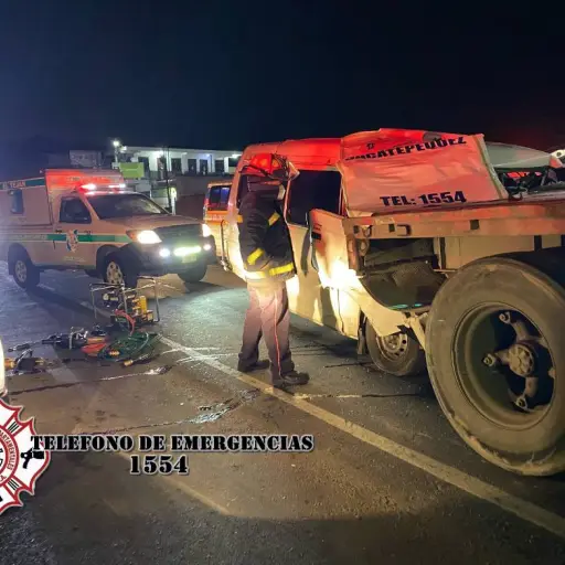 Bomberos Municipales Departamentales atendieron la emergencia en Chimaltenango. Cortesía