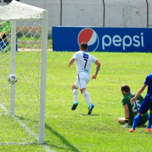 Foto: Cremas Oficial