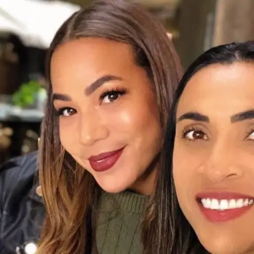 futbolista-marta-se-compromete-con-toni-pressley-emisoras-unidas- ,