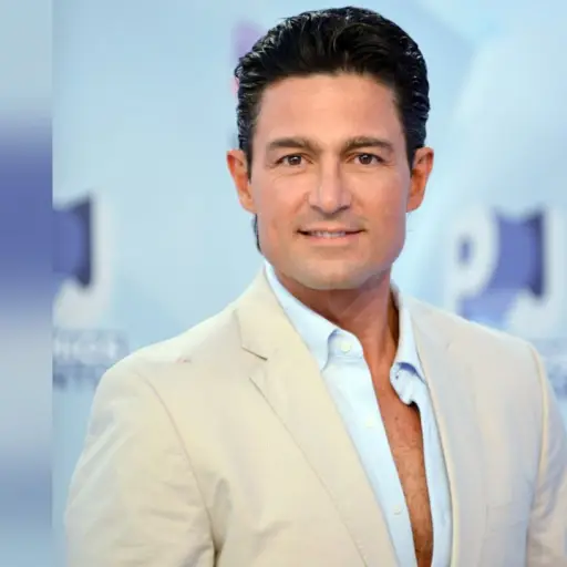 Fernando-Colunga ,