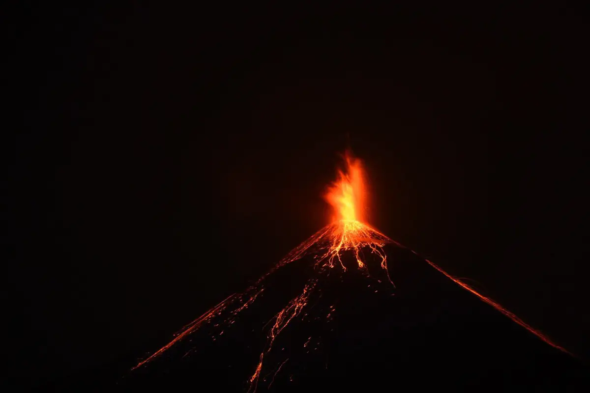 Actividad del volcán de Pacaya. Foto: Edwin Bercián