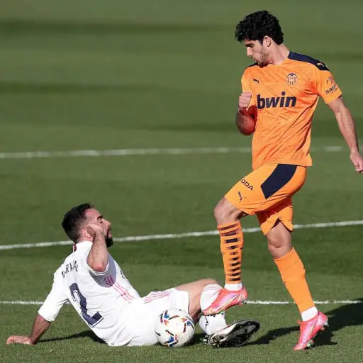 zinedine-zadane-se-molesta-por-lesiones-es-su-equipo-emisoras-unidas- ,