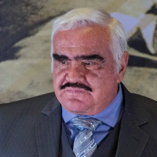 Vicente Fernández ,