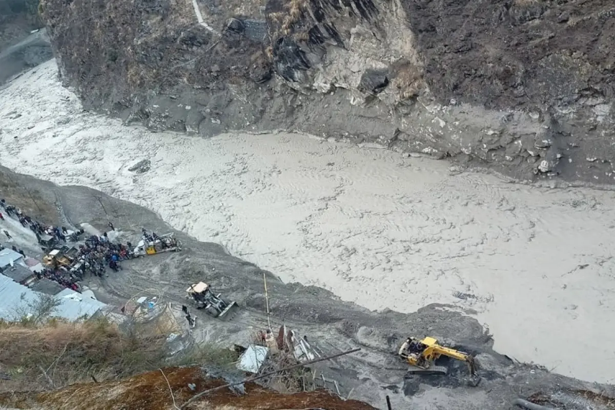 avalancha-de-lodo-y-agua-en-india, 