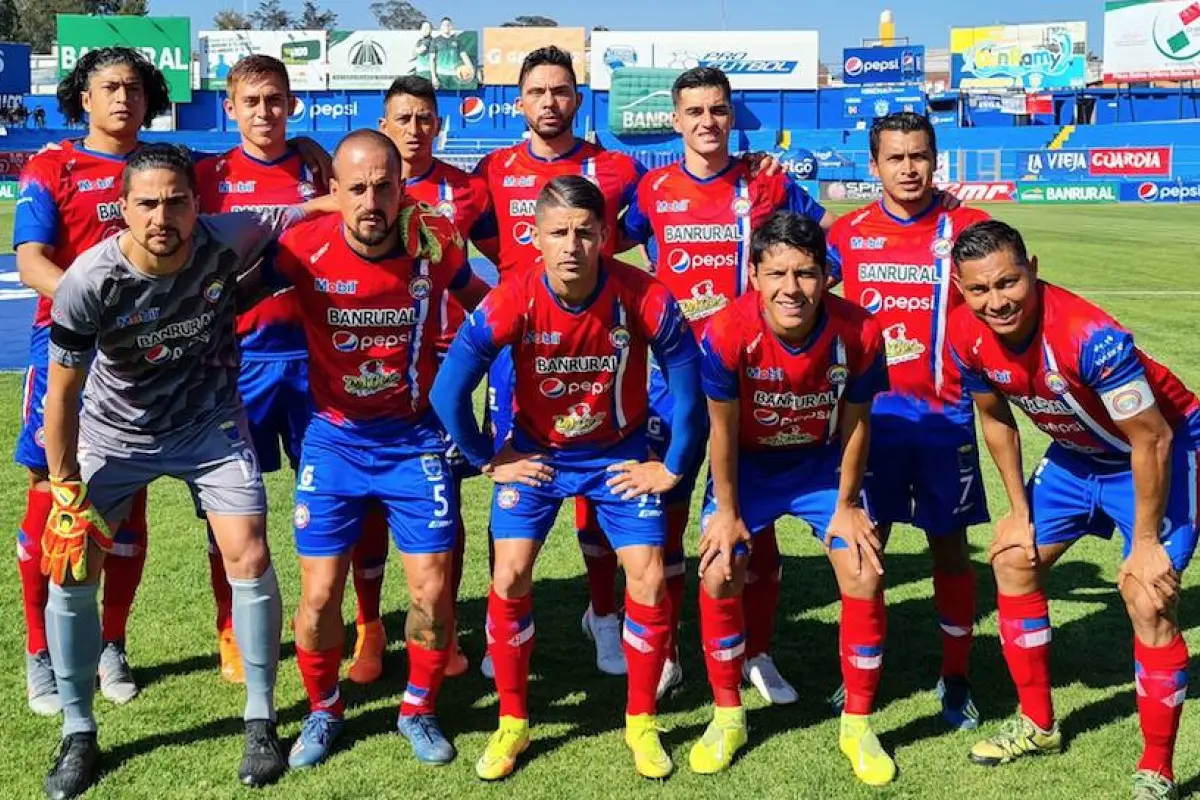 gustavo-machain-nuevo-tecnico-xelaju-torneo-clausura-2021-emisoras-unidas-, 