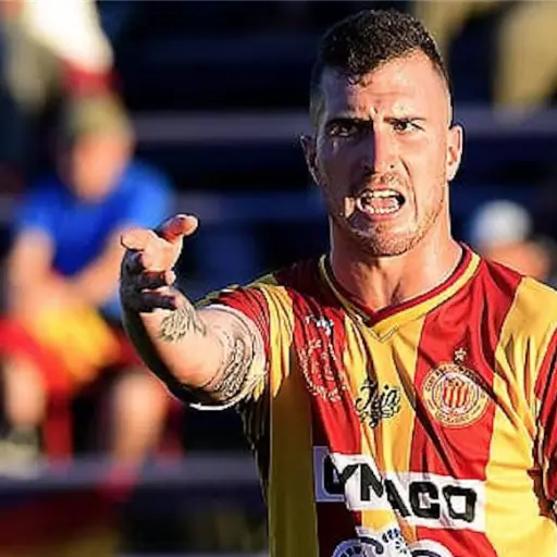 steve-makuka-nuevo-refuerz-de-municipal-emisoras-unidas- ,