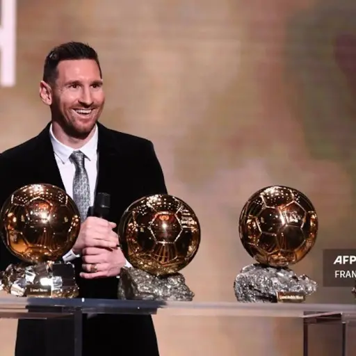 messi-mejor-jugador-de-la-ecada-emisoras-unidas- ,