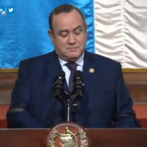 presidente-alejandro-giammattei-vacunas-covid-19-emisoras-unidas ,