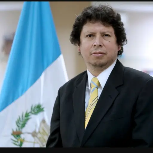 hector-Caal-Klarks-director-diaco-emisoras-unidas ,