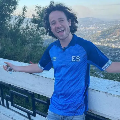 luisitocomunica_156292831_1064331920717102_2351893953964072451_n ,