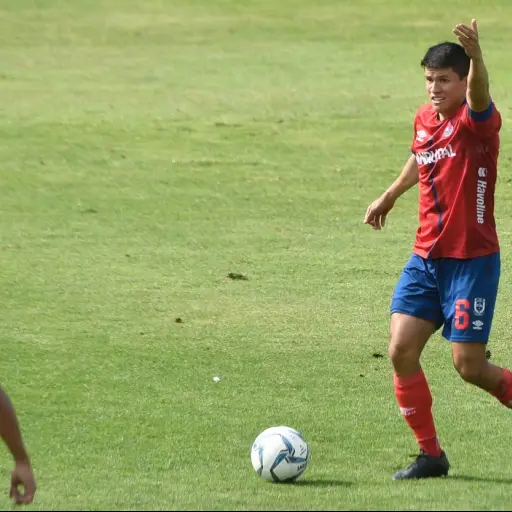 chema-rosales-habla-del-partido-ante-sanarate-torneo-clausura-2021-emisoras-unidas-1 ,