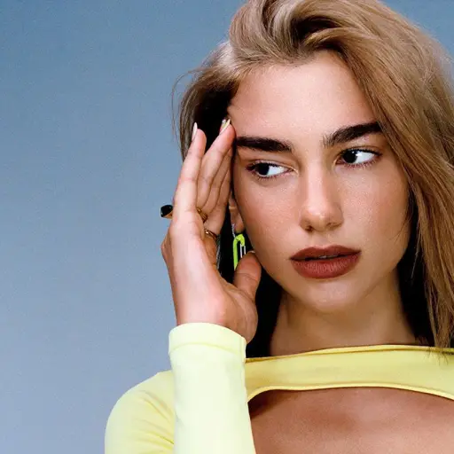 Dua Lipa ,