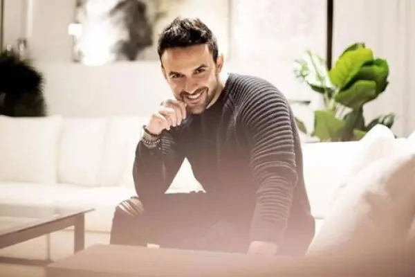 ¡Ya es un adolescente! El guatemalteco Carlos Peña presume a su guapo hijo en redes sociales