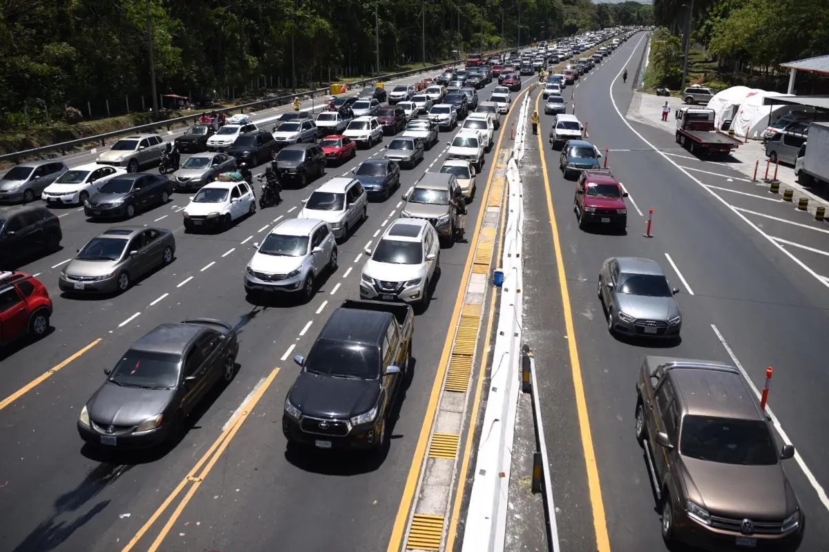 autopista Palín-Escuintla Semana Santa 2021 (4) retorno puerto san josé playa pacífico operación retorno, 