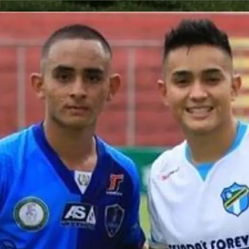 Foto: Instagram (@oscarsantis99)