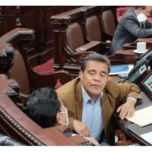 Diputados sin mascarilla. Foto: Twitter