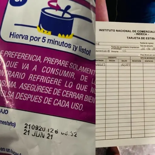 El gobierno de Guatemala adquirió alimentos para beneficiar los afectados por la pandemia en el área rural. Foto: Twitter Luis Fernando Pineda