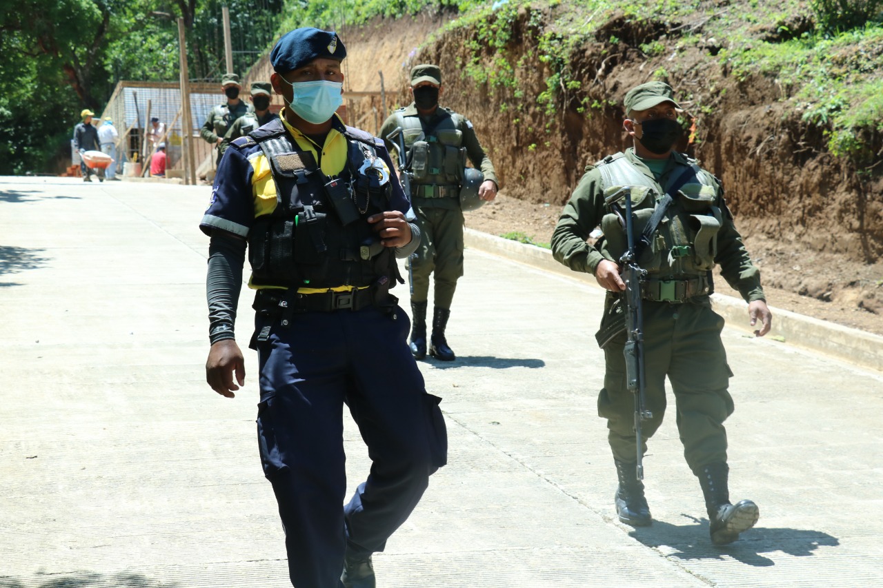 operativo-conjunto-ejercito-policia-municipal-santa-catarina-pinula-12 | 