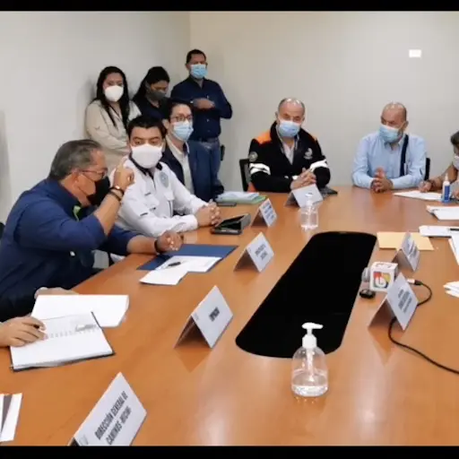 Instituciones reportan trabajos por formación de cavernas bajo el Periférico, en la zona 7 de la capital.