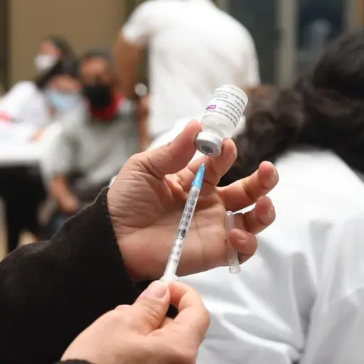 Largas filas para vacunación contra el Covid-19 en el CUM-vacunas-coronavirus-publinews-emisoras-unidas-domingo-27-junio-2021-omar-solis (2) ,