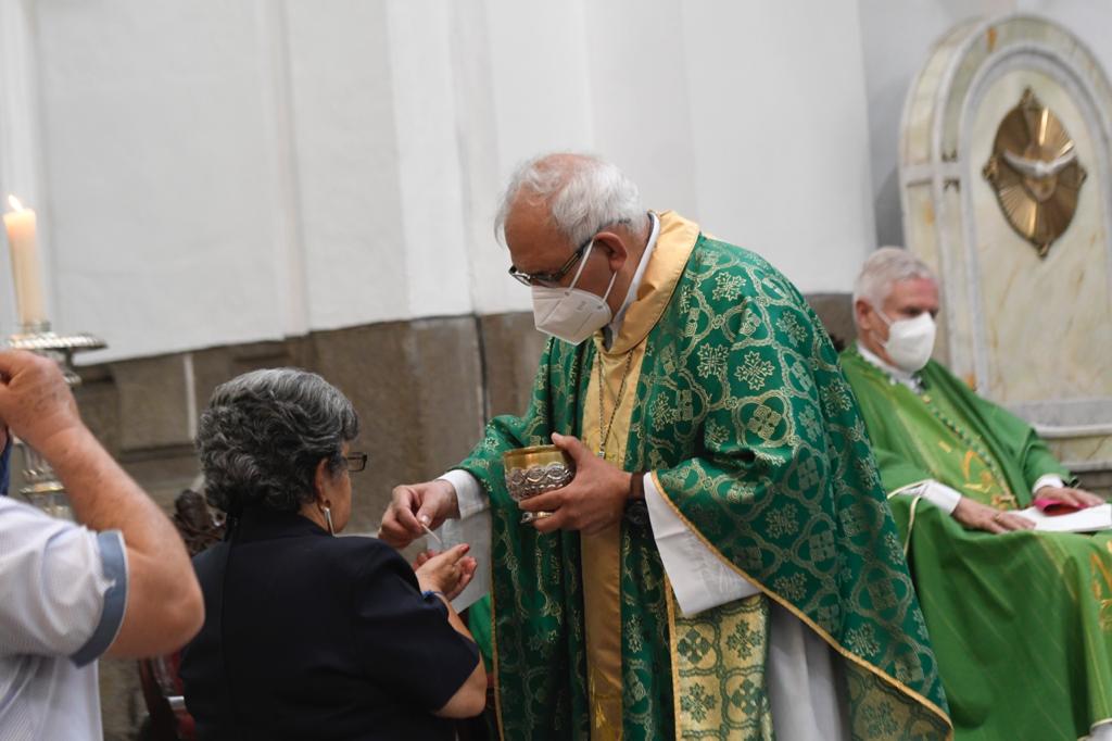 misa-50-aniversario-ordenacion-sacerdotal-cardenal-ramazzini-2 | 