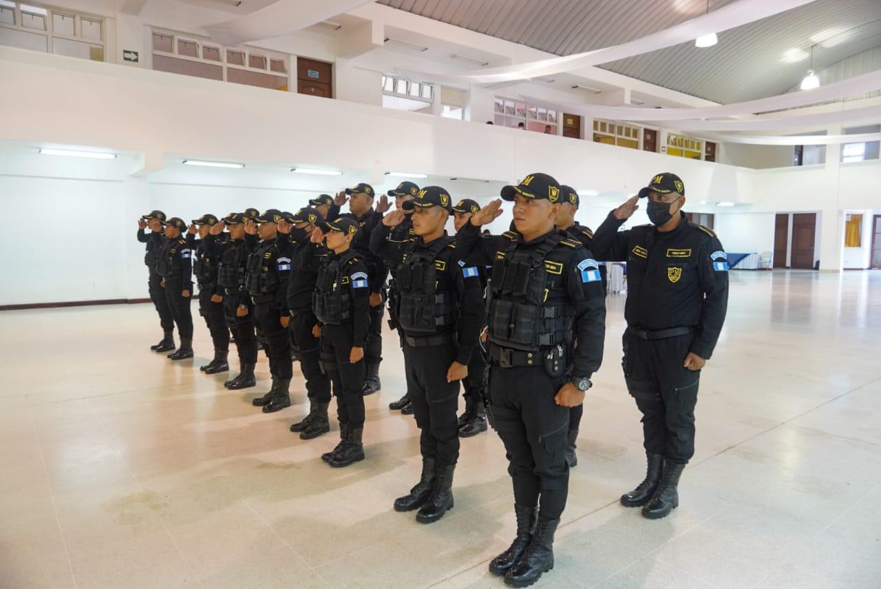 agentes-policia-municipal-morales-graduados-santa-catarina-pinula-5 | 