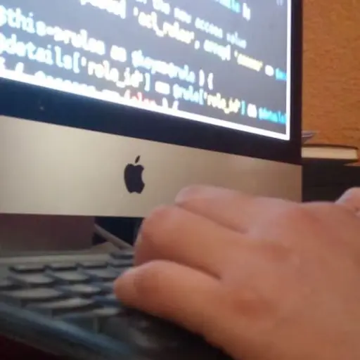 Trabajos en el mundo de la tecnología. Foto: Jerson Ramos