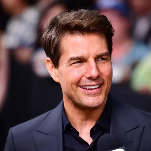Tom Cruise ,