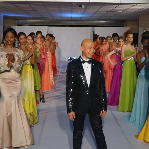 José Víctor López ,