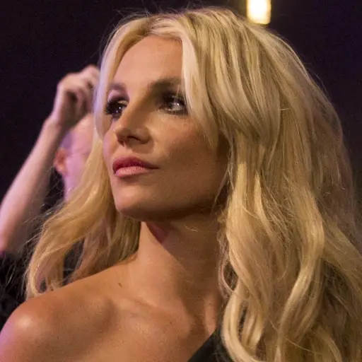 Britney Spears ,