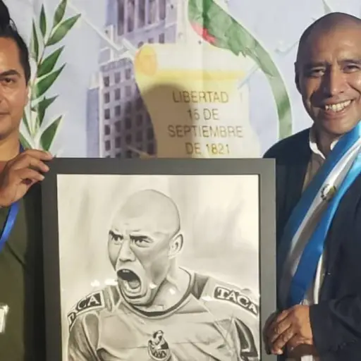 juan-carlos-plata-recibe-reconocimiento-estados-unidos-emisoras-unidas- ,