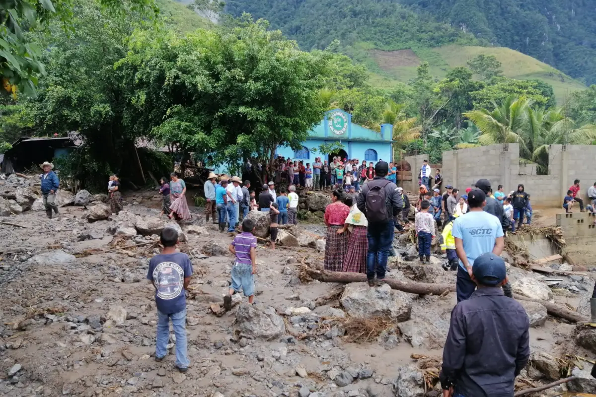 Deslizamiento en aldea Sepacay, San Miguel Tucurú, Alta Verapaz. Foto: Cortesía