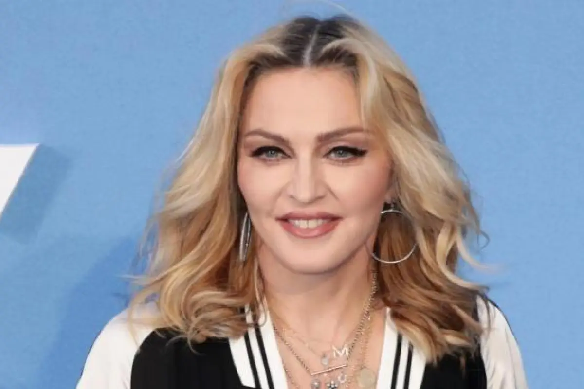 la-cantante-madonna.r_d.808-417-4784, 